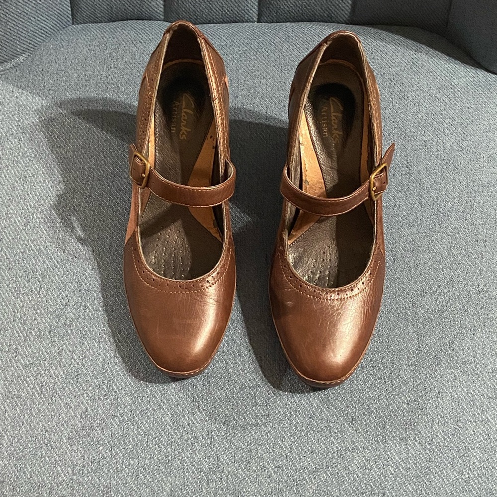 CLARCK ARTISAN ACTIVE Air Browm Mary Janes Shoes.